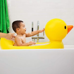 Munchkin White' Hot Duck Tub Inflatable