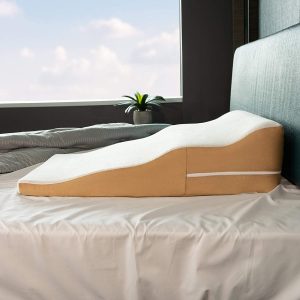 Avana Contoured Bed Wedge Support Pillow