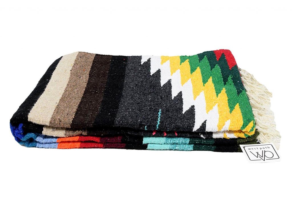 Top 10 Best Mexican Blankets in 2021 Reviews | Buyer's Guide